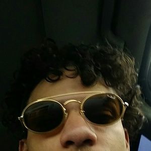 Meet your Posher, Anthony